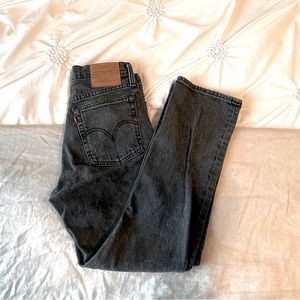 Levi’s Wedgie Straight